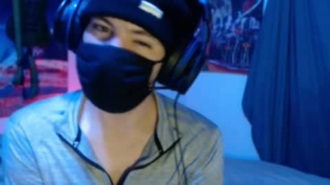 David Fox online show from April 10, 7:59 am