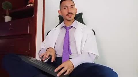 Kev online show from November 26, 9:51 pm