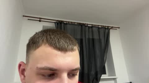 Leo online show from February 25, 7:48 pm