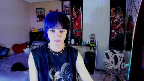 xzerox_ online show from April 11, 1:14 pm