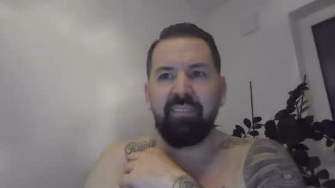 yakijoe online show from February 12, 11:33 pm