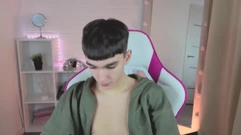 yamitwink online show from November 26, 8:56 pm