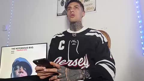 Yan online show from February 26, 3:41 am