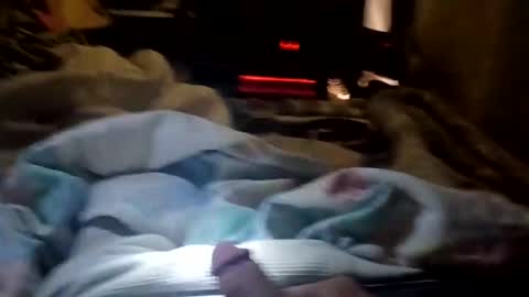 ychey2k8 online show from December 3, 4:24 pm