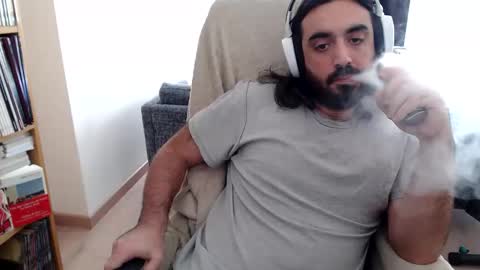 yeeaahoo online show from November 28, 11:56 am