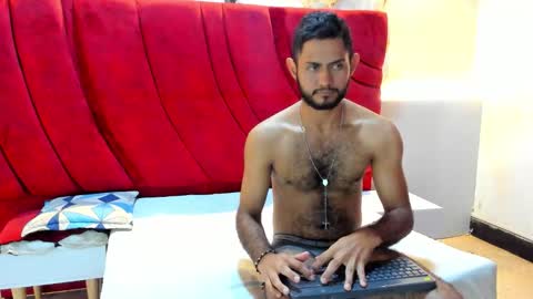 Yeferson online show from November 5, 8:22 pm