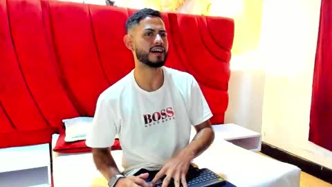 Yeferson online show from December 4, 7:43 pm