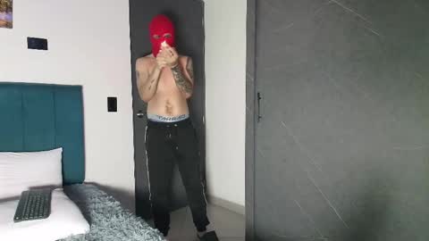 yeisongomezz online show from October 11, 6:39 am