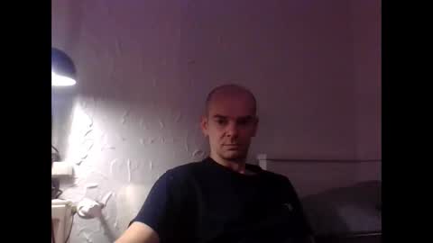 yewloo online show from February 13, 7:19 pm