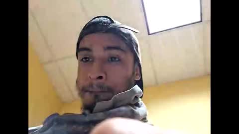 Snapshot of yezzi_1997 chatting on October 23, 12:36 am yezzi_1997 online show from October 23, 12:36 am