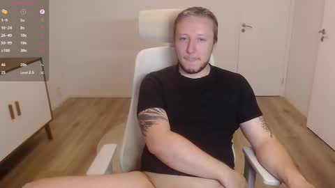 Snapshot of yhdxhy chatting on September 18, 5:59 pm James online show from September 18, 5:59 pm