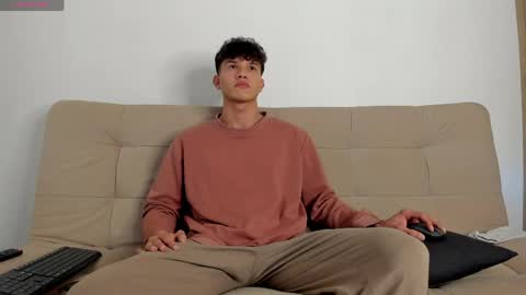 yizus_bonz online show from April 15, 7:25 pm