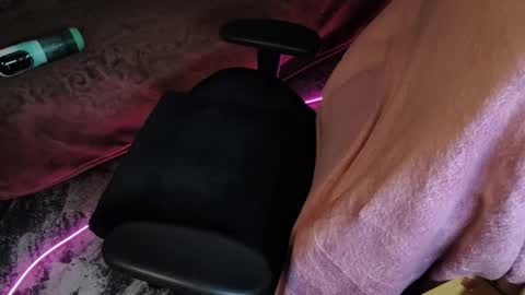 Darius online show from October 5, 4:44 pm