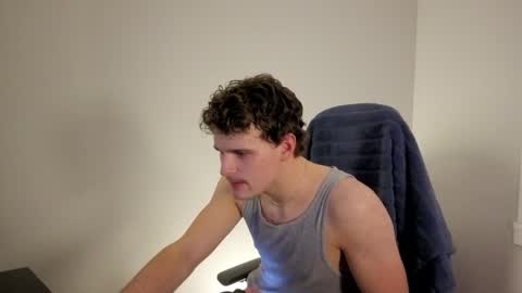 yngdesire1 online show from April 7, 6:57 am