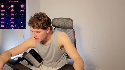 yngdesire1 online show from April 14, 2:44 am