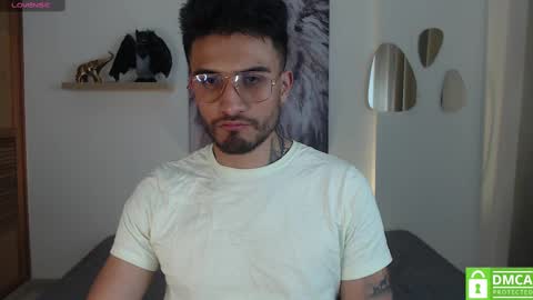 yoshy_man online show from January 31, 3:52 am