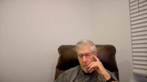 Colorado Guy Straight online show from November 6, 4:37 am