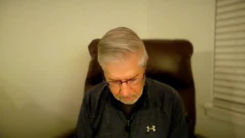 Colorado Guy Straight online show from October 29, 11:57 am