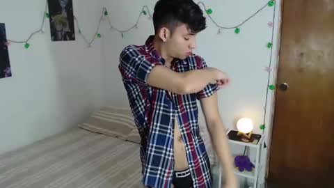 your boy online show from December 8, 12:29 am