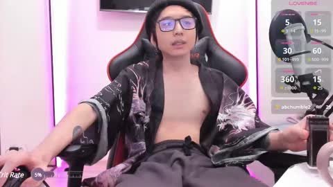 Han   online show from March 3, 10:51 pm