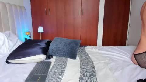 YOURBOYNEXTDOOR online show from October 3, 6:57 pm