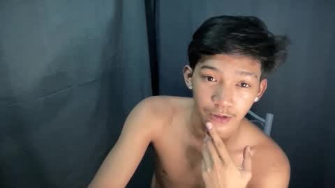 yourcumboy88 online show from March 23, 11:16 am