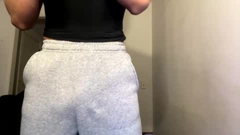 yourguuy21 online show from January 18, 7:43 am