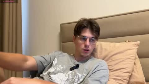 Chris online show from January 11, 8:18 am