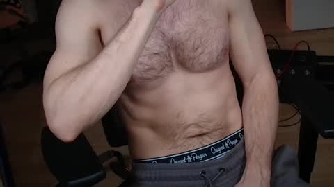 yourloyalpuppy online show from January 15, 9:06 pm