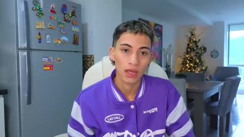 yulian_vasquez online show from November 16, 1:13 pm