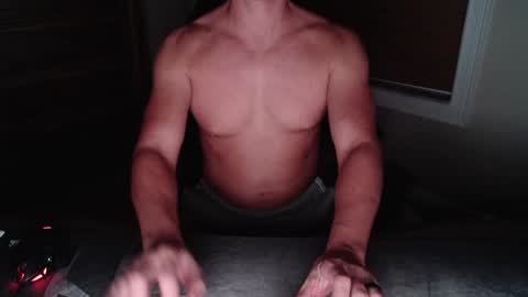 yummydickmilk online show from December 11, 5:12 am