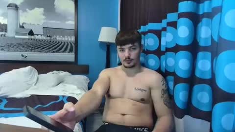 yungbul1 online show from December 1, 9:18 pm