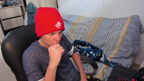 yurii_moody online show from February 24, 7:36 pm