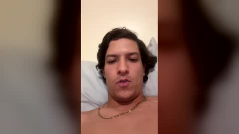 yvangg online show from March 23, 2:39 am