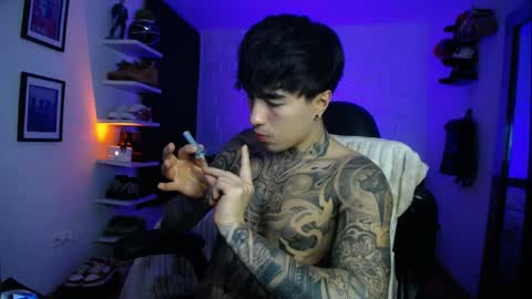 zac_muller1 online show from April 5, 4:53 am