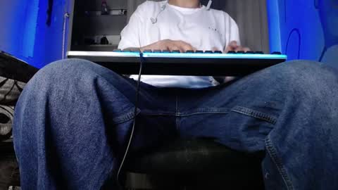 Snapshot of zac_watson chatting on February 6, 6:13 pm Zac Freelance model online show from February 6, 6:13 pm