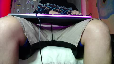 Snapshot of zac_watson chatting on February 19, 6:55 am Zac Freelance model online show from February 19, 6:55 am