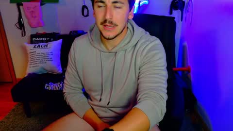 Zach Rhyder online show from October 23, 2:04 am