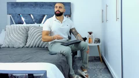 Richard online show from December 1, 12:30 pm