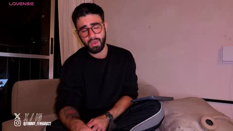 zack_sullivan22 online show from March 10, 6:19 am