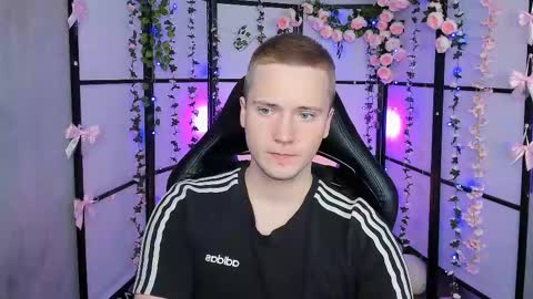 Snapshot of zackhandsome chatting on March 6, 9:14 am Zack online show from March 6, 9:14 am