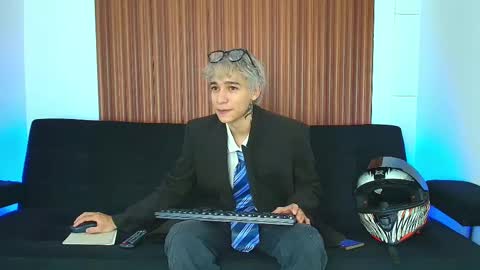 zack online show from March 4, 8:05 pm