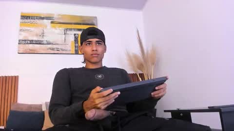 Zander online show from October 24, 1:46 pm