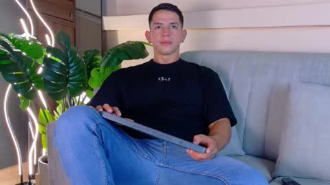 Zane Dawson online show from March 2, 8:38 pm