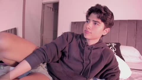 Hii im Zay.                 I save money for education. PVT Open. online show from January 8, 6:18 am