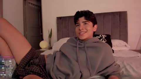 Hii im Zay.                 I save money for education. PVT Open. online show from November 30, 8:16 am