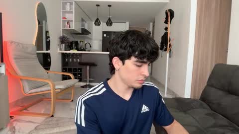 Zenn online show from October 31, 2:09 pm