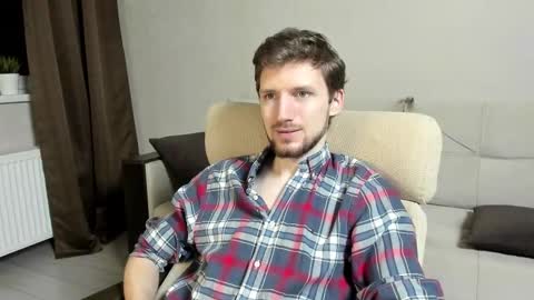 Andrew online show from December 18, 11:01 pm