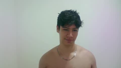 zeus_183 online show from March 19, 12:36 am