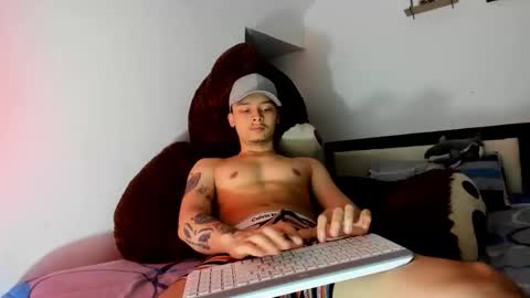 zeus online show from December 16, 5:53 pm